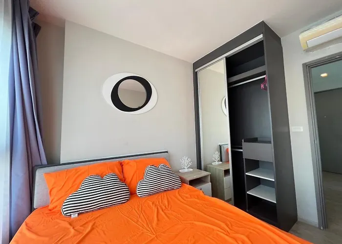 Sea View 2 Bed Room At Great Central Location