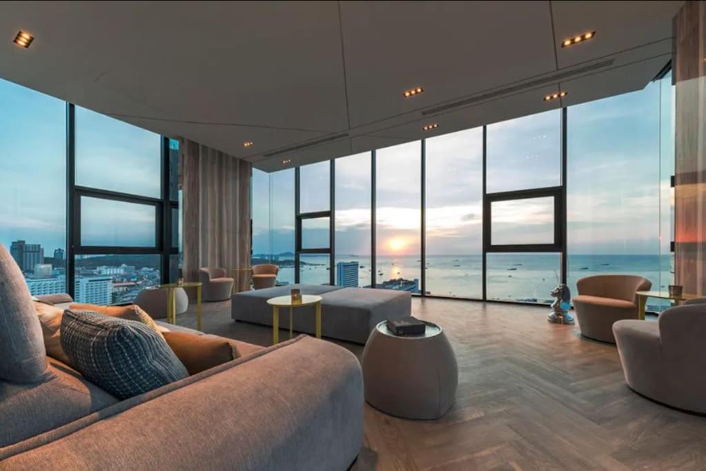 Sea View 2 Bed At Great Location
