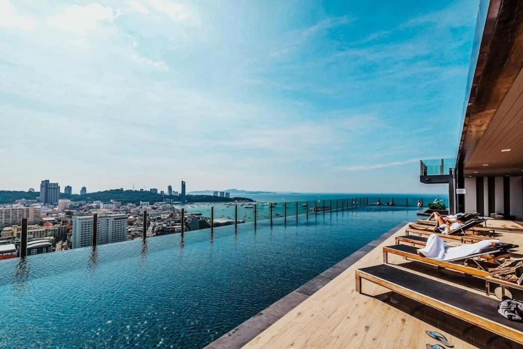 Apartment Sea View 2 Bed At Great Location *